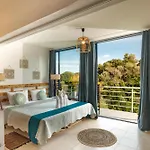 Lira The Hidden Gem Above The Sea