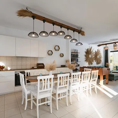 Lira The Hidden Gem Above The Sea Rethymno