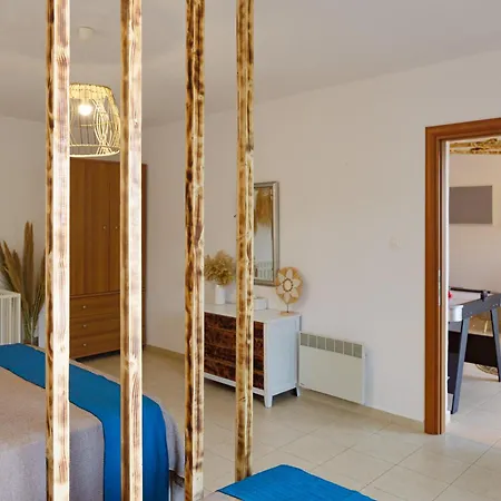 Lira The Hidden Gem Above The Sea Вилла *