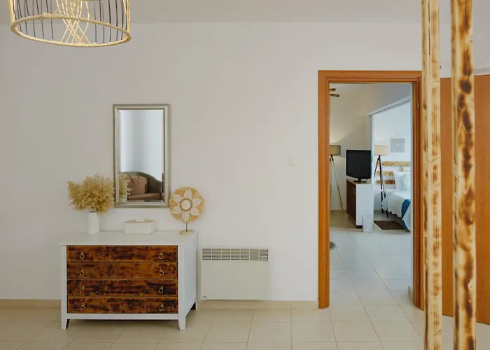 Lira The Hidden Gem Above The Sea * Rethymno