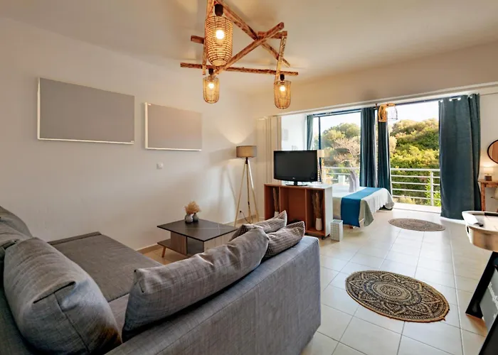 Lira The Hidden Gem Above The Sea Rethymno