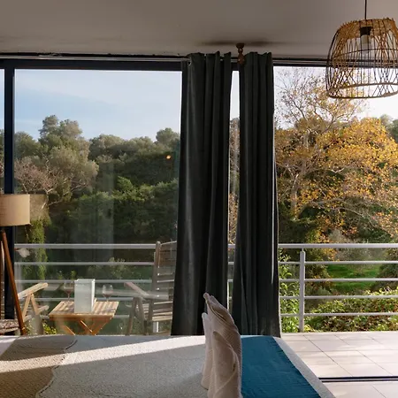 Lira The Hidden Gem Above The Sea Villa Réthymnon